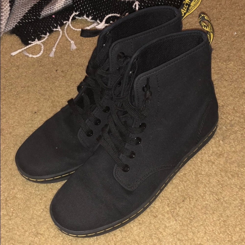 Canvas dr martens shoreditch boots